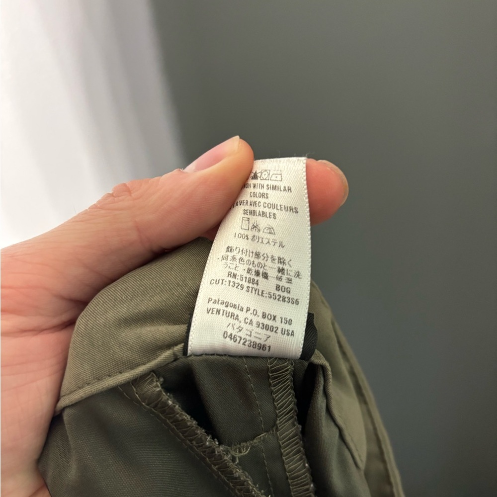 Patagonia Cropped Hiking Pants Womens Size 8 - Picture 4 of 4